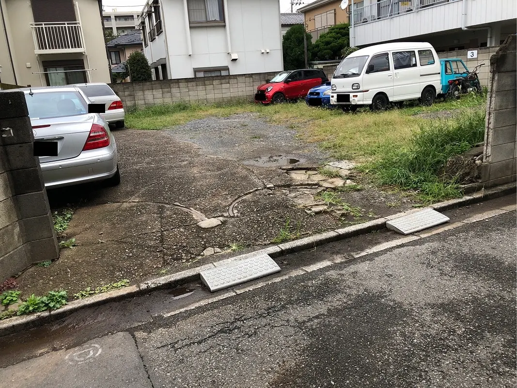 練馬区練馬３丁目　月極駐車場